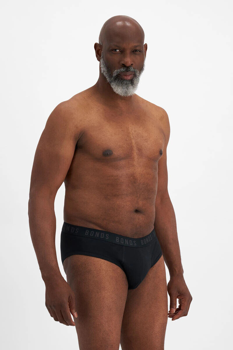 Bonds Mens Damn Dry Brief Protects Light Leaks and Sweats Anti Odour Design MWHV