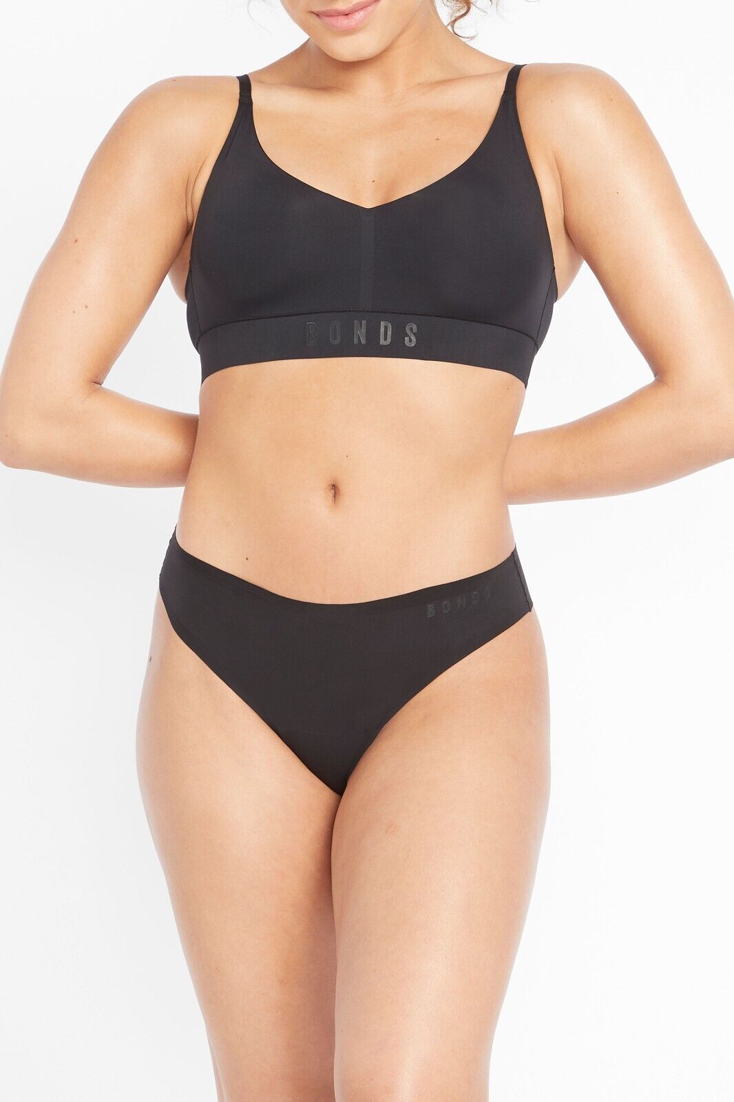 Bonds Womens Invisi Freecuts Gee G-String Shape Simple Bold Branding 3 Pack WU3V