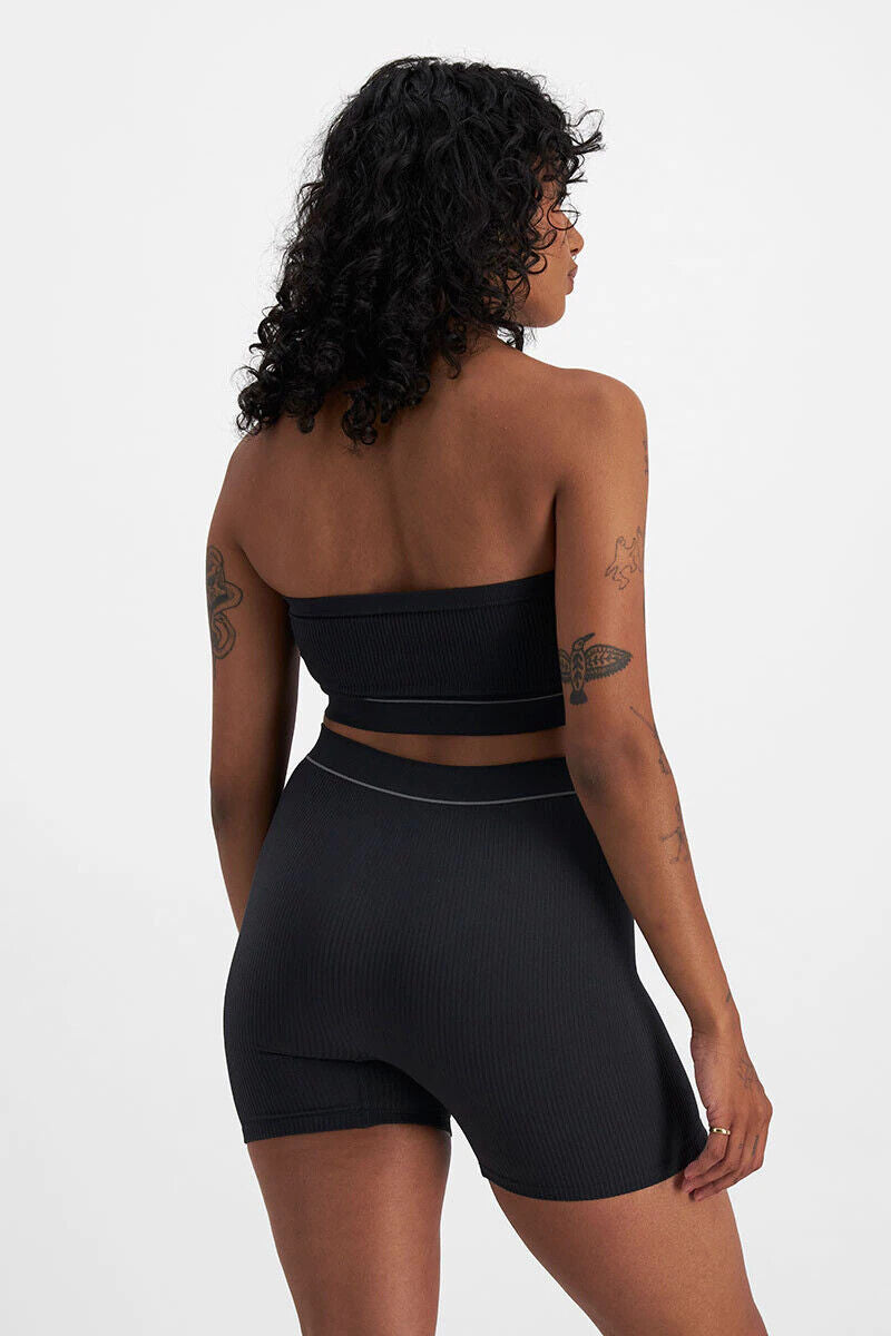 Bonds Womens Retro Rib Seamless Short Stretch Flattering and Supportive Fit WRBN