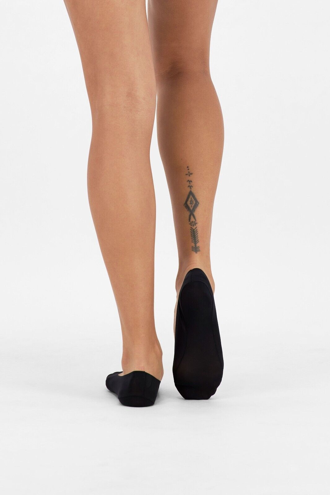 Bonds Womens Sheer Relief Smooth Footlet Soft Seamless Cushioned HXPV1N