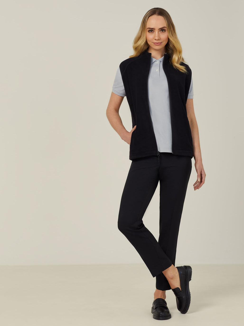 SALE NNT  Polar Fleece Vest Classic Fit Black Front Zip Opening Vest CAT745