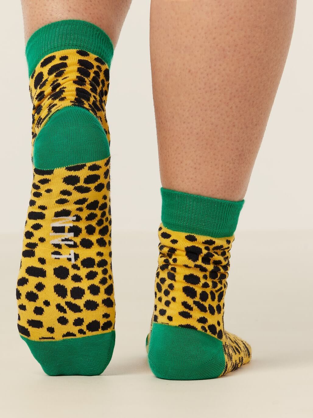 SALE NNT Jungle Crew Socks Yellow Black Unisex Cotton Rich CATKZE